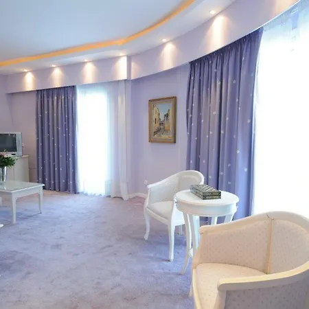 Paliria Hotel 3*