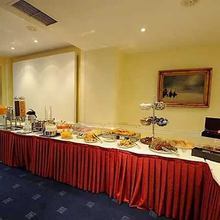 Paliria Hotel 3*