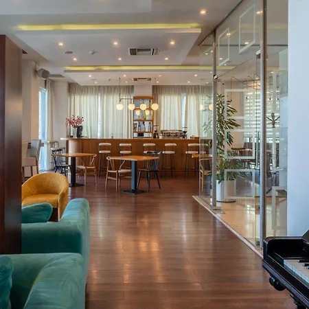Hotel Paliria Chalkís